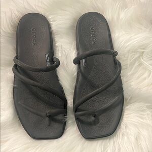 NEVER WORN CROCS Women's Sleek Black Sandals